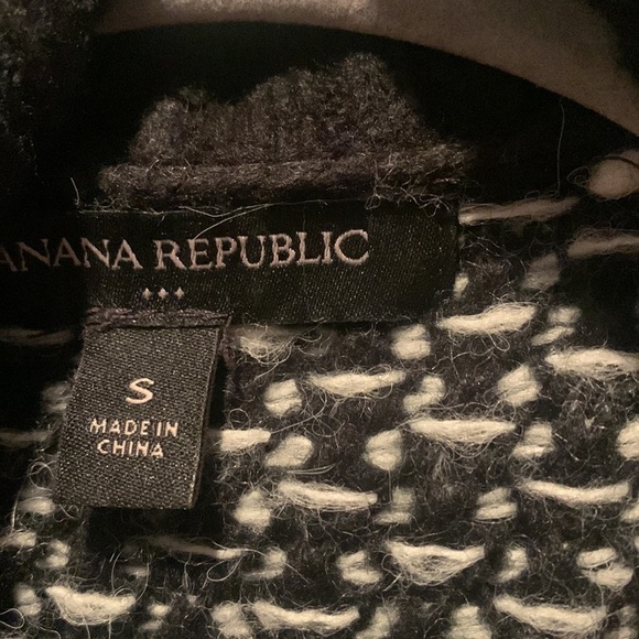 BANANA Republic oversized cardigan black and white. size small - Picture 4 of 5